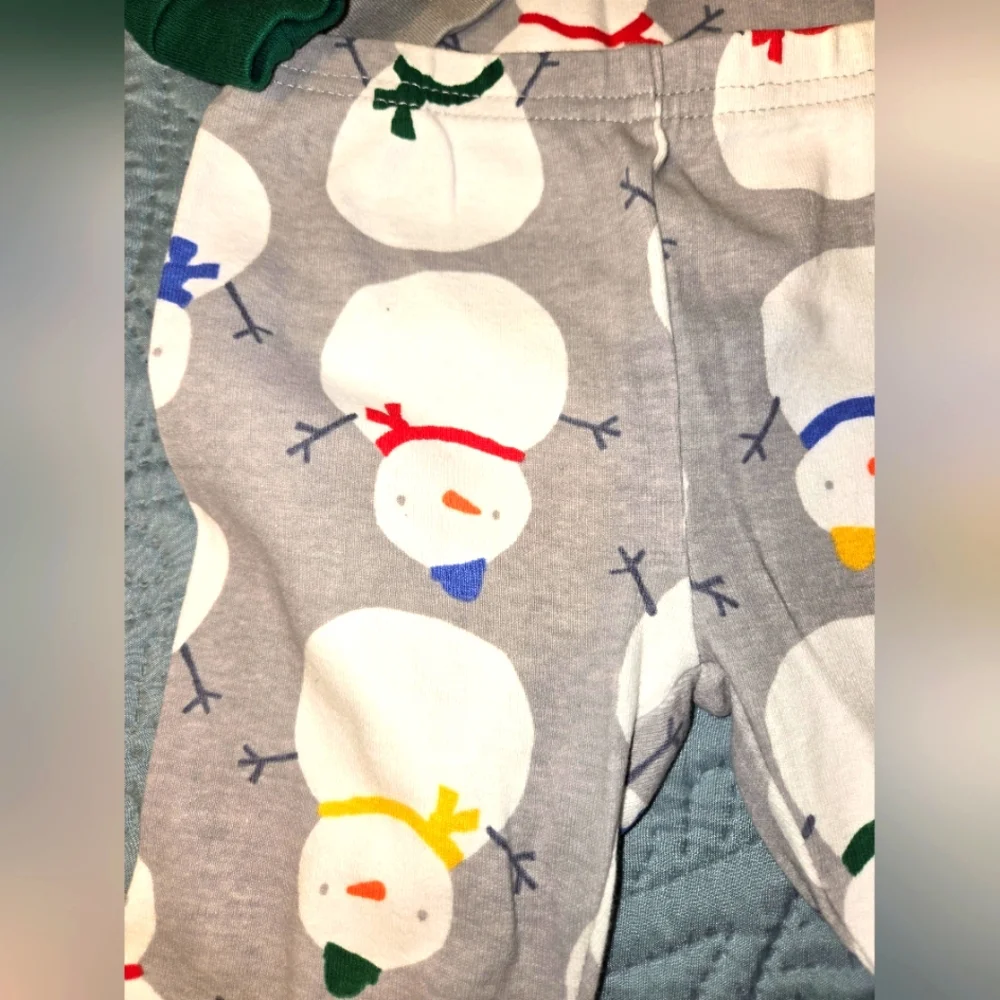 Carter's Boy's 2T Winter Holiday Pajamas 2 sets